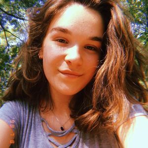 Meet your Posher, Élise